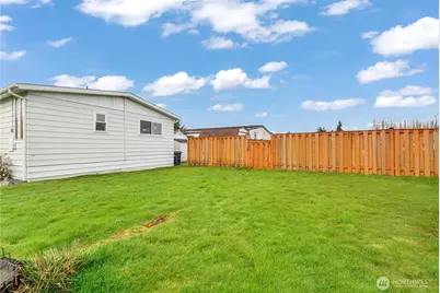 5900 64th Street NE #30, Marysville, WA 98270 - Photo 17