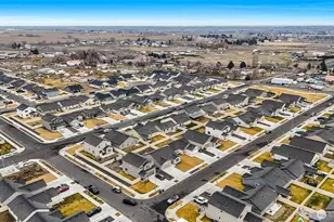 1120 W Aspen Rd, Moses Lake, WA 98837 - Photo 3