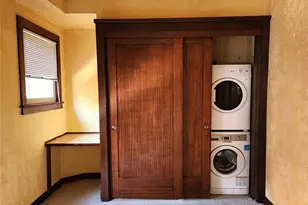 16 Valley St, Seattle, WA 98109 - Photo 33