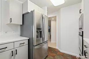 9039 NE Juanita Dr, Kirkland, WA 98034 - Photo 11