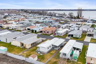 2240 W Broadway, Moses Lake, WA 98837 - Photo 31