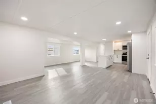 2240 W Broadway, Moses Lake, WA 98837 - Photo 7