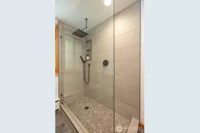 7577 Canyon View Drive, Glacier, WA 98244 - Photo 17