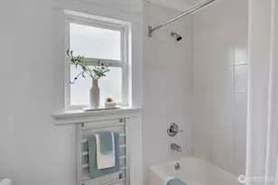 3003 NW 65th St, Seattle, WA 98117 - Photo 13