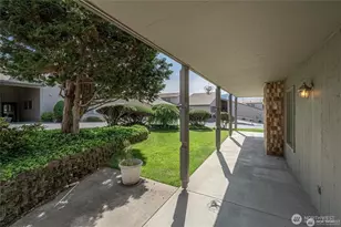 225 19th St, East Wenatchee, WA 98802 - Photo 21