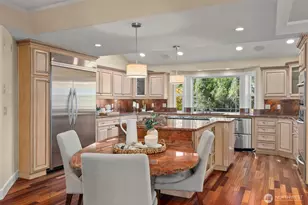 3725 Hollywood Dr NE, Olympia, WA 98516 - Photo 13