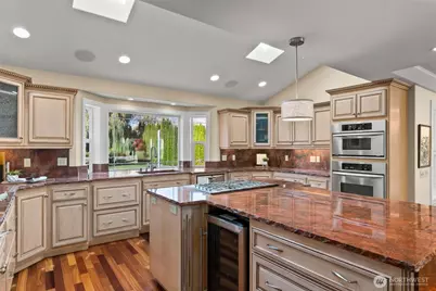 3725 Hollywood Drive NE, Olympia, WA 98516 - Photo 11