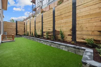 11921 90th Ave NE, Kirkland, WA 98034 - Photo 35