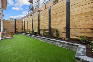 11921 90th Ave NE, Kirkland, WA 98034 - Photo 35