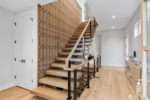 11921 90th Ave NE, Kirkland, WA 98034 - Photo 17