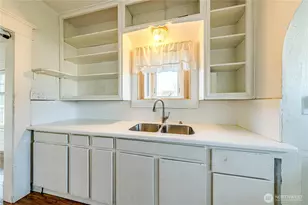 115 E 5th St, Port Angeles, WA 98362 - Photo 15