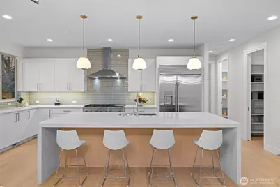 12301 NE 107th Street, Kirkland, WA 98033 - Photo 11