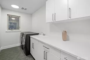 12301 NE 107th St, Kirkland, WA 98033 - Photo 33