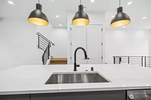 18805 99th Ct NE, Bothell, WA 98011 - Photo 7