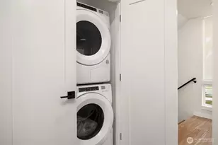 8606 Linden Ave N, Seattle, WA 98103 - Photo 21