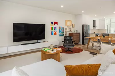 8606 Linden Avenue N, Seattle, WA 98103 - Photo 5