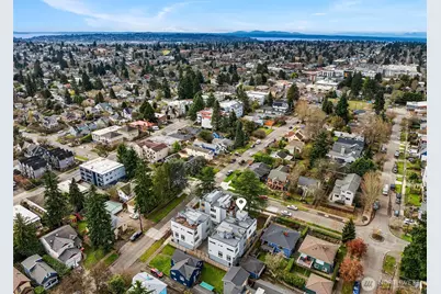 8606 Linden Avenue N, Seattle, WA 98103 - Photo 29