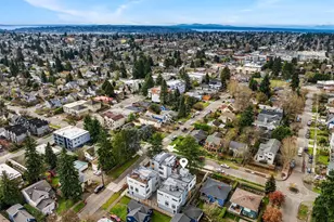 8606 Linden Ave N, Seattle, WA 98103 - Photo 29