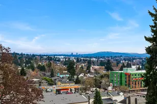 8606 Linden Ave N, Seattle, WA 98103 - Photo 31