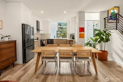 8606 Linden Avenue N, Seattle, WA 98103 - Photo 9