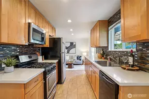 20230 1st Pl S, Des Moines, WA 98198 - Photo 9