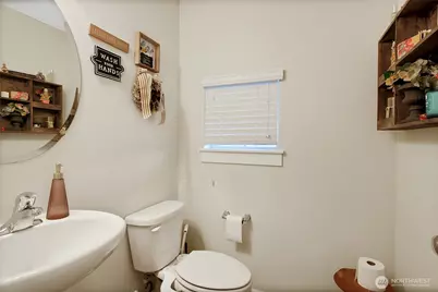 4921 53rd Avenue W, University Place, WA 98467 - Photo 15