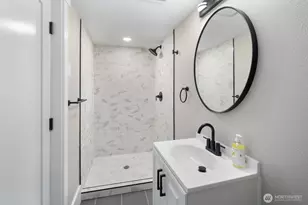 2734 Sunset Dr W, University Place, WA 98466 - Photo 33