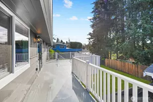 2734 Sunset Dr W, University Place, WA 98466 - Photo 35