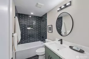 2734 Sunset Dr W, University Place, WA 98466 - Photo 17