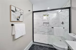 2734 Sunset Dr W, University Place, WA 98466 - Photo 23