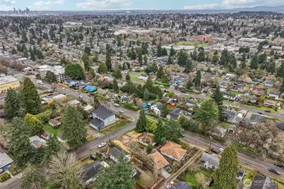 9805 35th Avenue SW, Seattle, WA 98126 - Photo 13