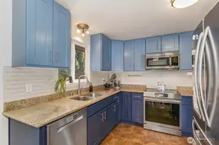 22803 66th Ave W, Mountlake Terrace, WA 98043 - Photo 9