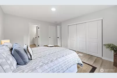 30201 S Creek Road E, Graham, WA 98338 - Photo 23