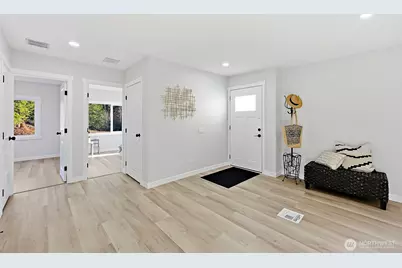 30201 S Creek Road E, Graham, WA 98338 - Photo 5