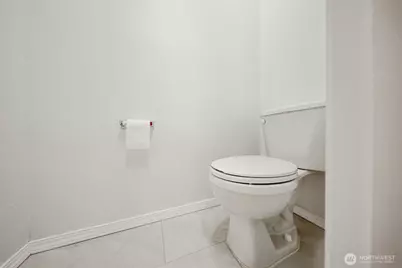 6207 Hazel Loop SE #B-18, Auburn, WA 98092 - Photo 23