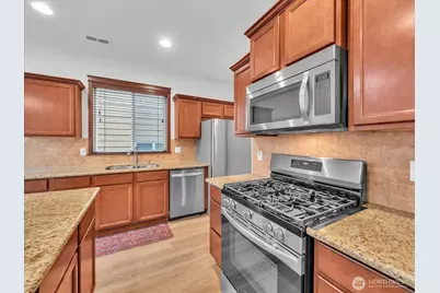 109 161st Place SE, Bothell, WA 98012 - Photo 7