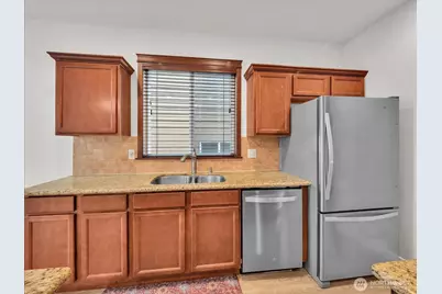 109 161st Place SE, Bothell, WA 98012 - Photo 9