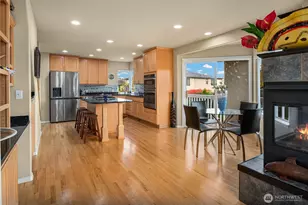 1320 N 38th St, Renton, WA 98056 - Photo 11