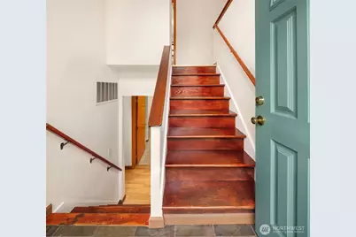 1002 S 194th Street, SeaTac, WA 98148 - Photo 3