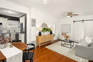 516 W Howe St, Seattle, WA 98119 - Photo 3