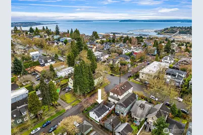 516 W Howe Street, Seattle, WA 98119 - Photo 19