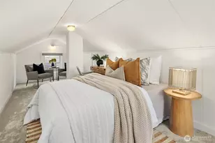 516 W Howe St, Seattle, WA 98119 - Photo 11