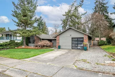 16540 147th Avenue SE, Renton, WA 98058 - Photo 3