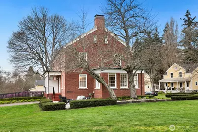 4405 Montana Circle W, Seattle, WA 98199 - Photo 3