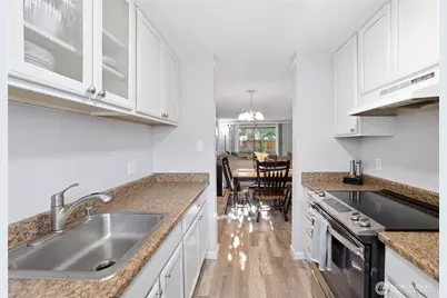 1812 SW 318th Place #28D, Federal Way, WA 98023 - Photo 11