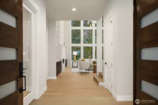 3204 116th Ave NE, Bellevue, WA 98004 - Photo 3