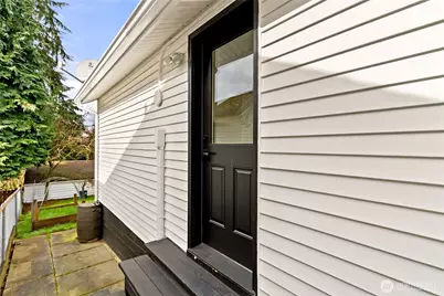 8535 16th Avenue NW, Seattle, WA 98117 - Photo 3