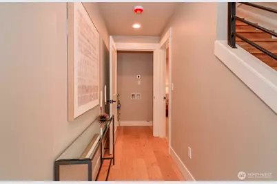 4319 SW 102nd Street, Seattle, WA 98146 - Photo 9