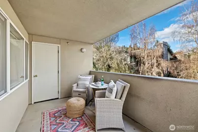 9320 NE Juanita Drive #2B, Kirkland, WA 98034 - Photo 23