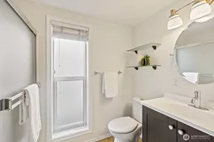 9320 NE Juanita Dr, Kirkland, WA 98034 - Photo 17